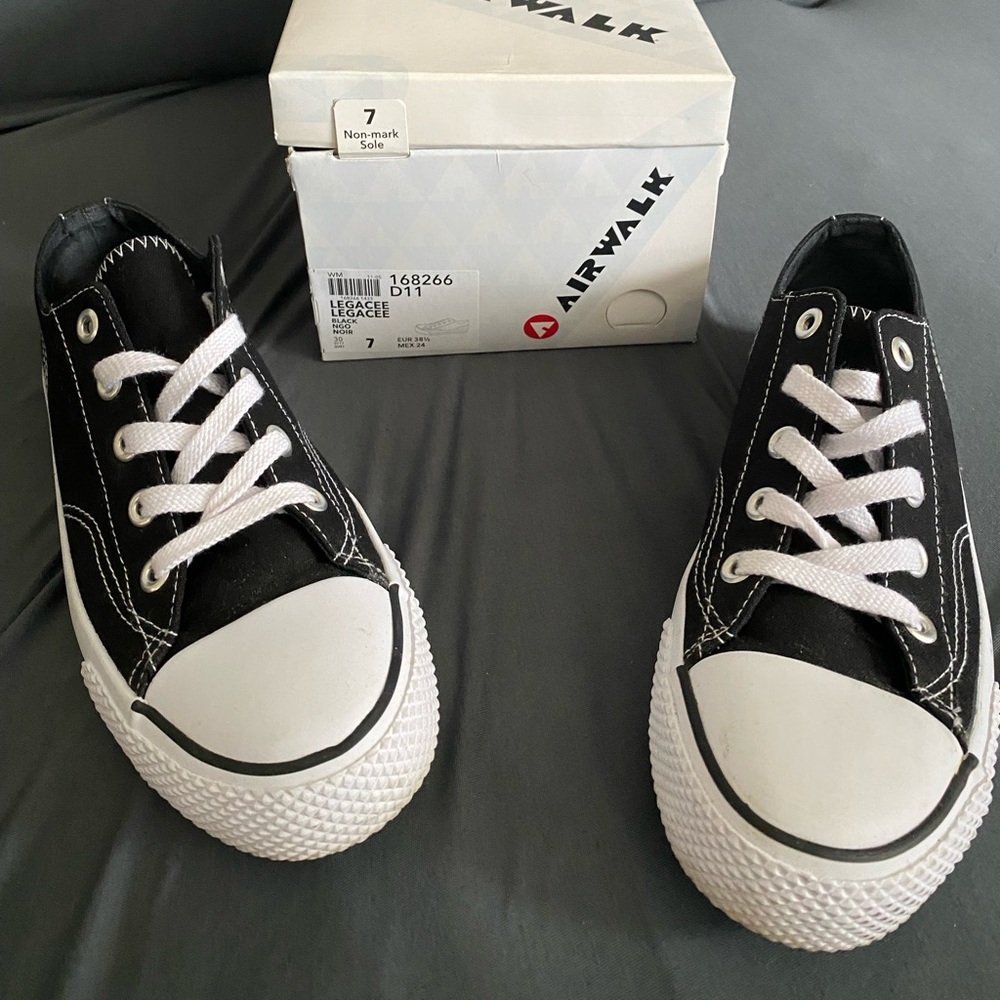 Womens Airwalk Legecee Size 7